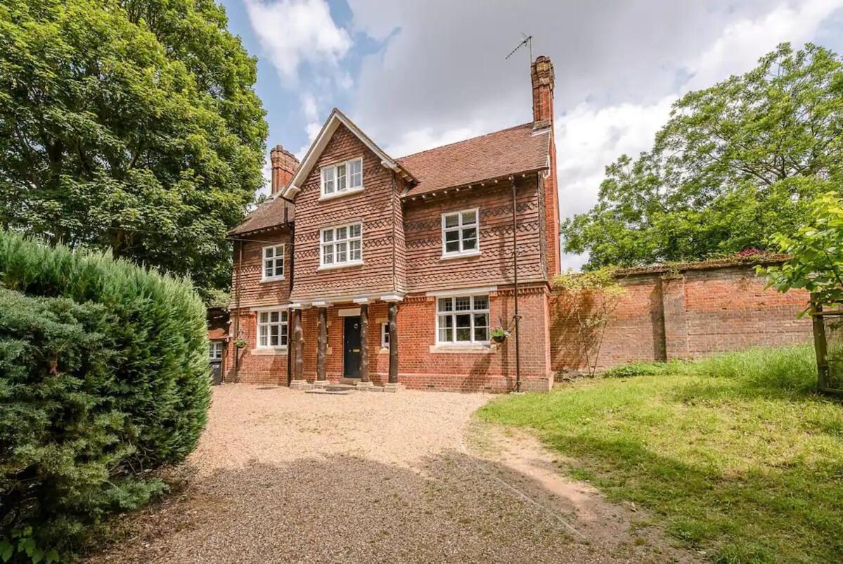 Gardener'S Cottage In Nowton Park, Bury St Edmunds - Pass The Keys Bury St. Edmunds エクステリア 写真